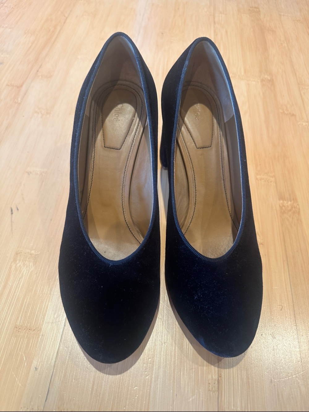 Chloe Classic Black Velvet Women’s Pumps